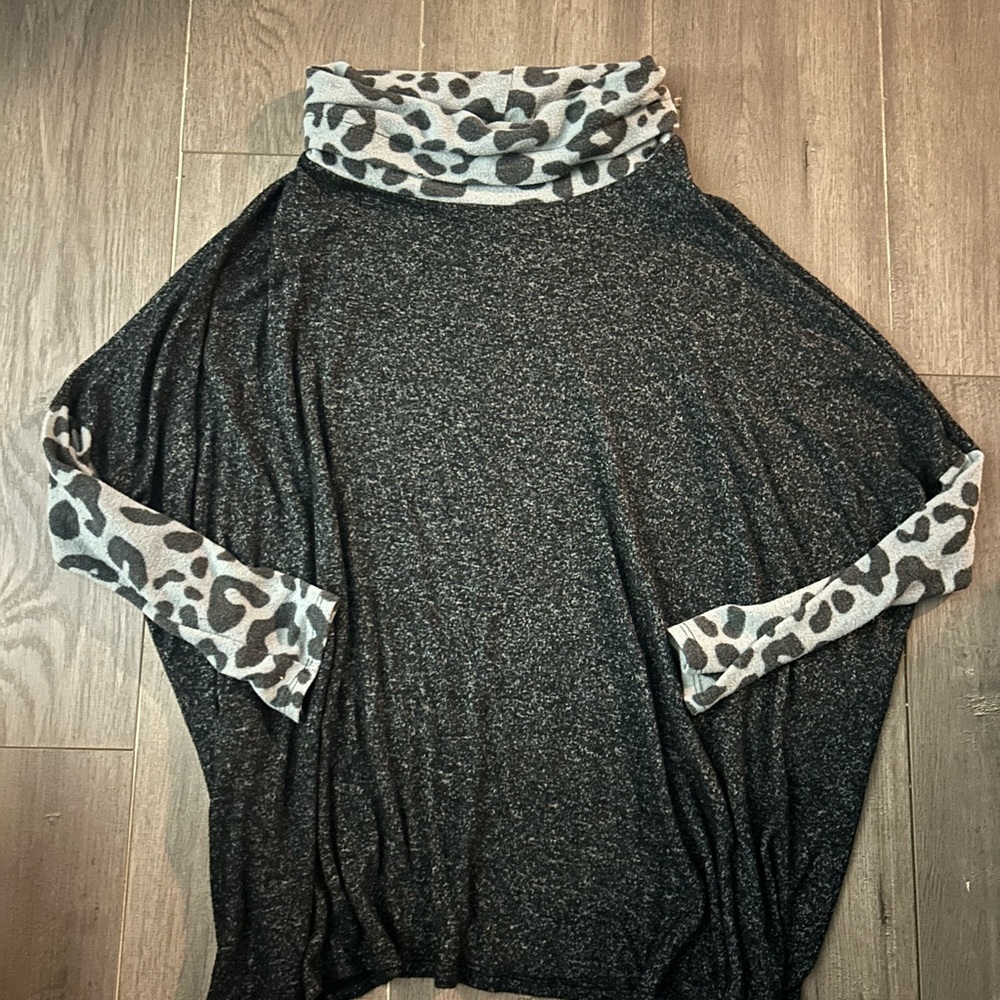 Gray Tunic with Leopard Print Accents